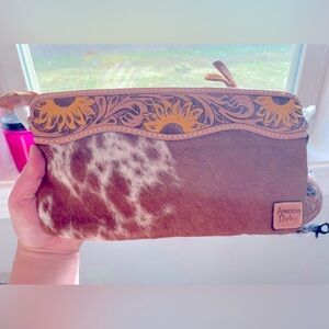 American Darling Sunflower Clutch Crossbody
